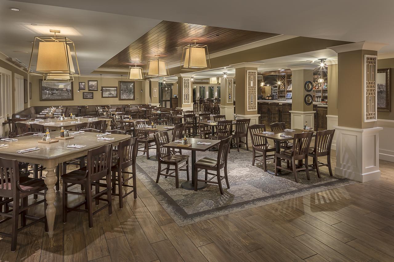 Village Hotel On Biltmore Estate แอชวิลล์ ภายนอก รูปภาพ