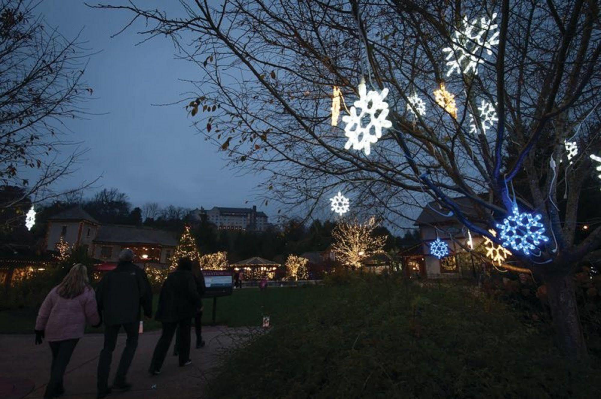 Village Hotel On Biltmore Estate แอชวิลล์ ภายนอก รูปภาพ