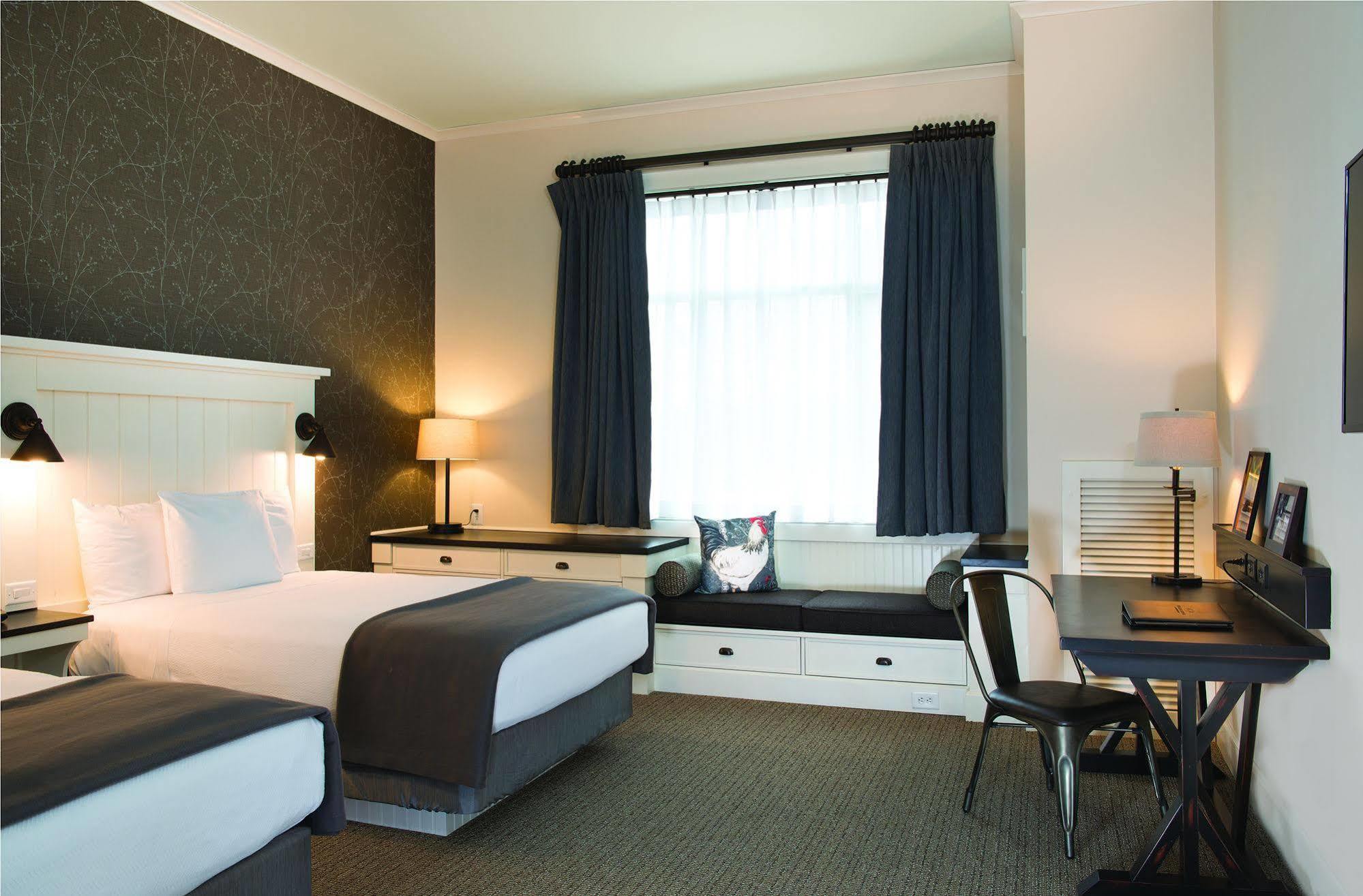 Village Hotel On Biltmore Estate แอชวิลล์ ภายนอก รูปภาพ