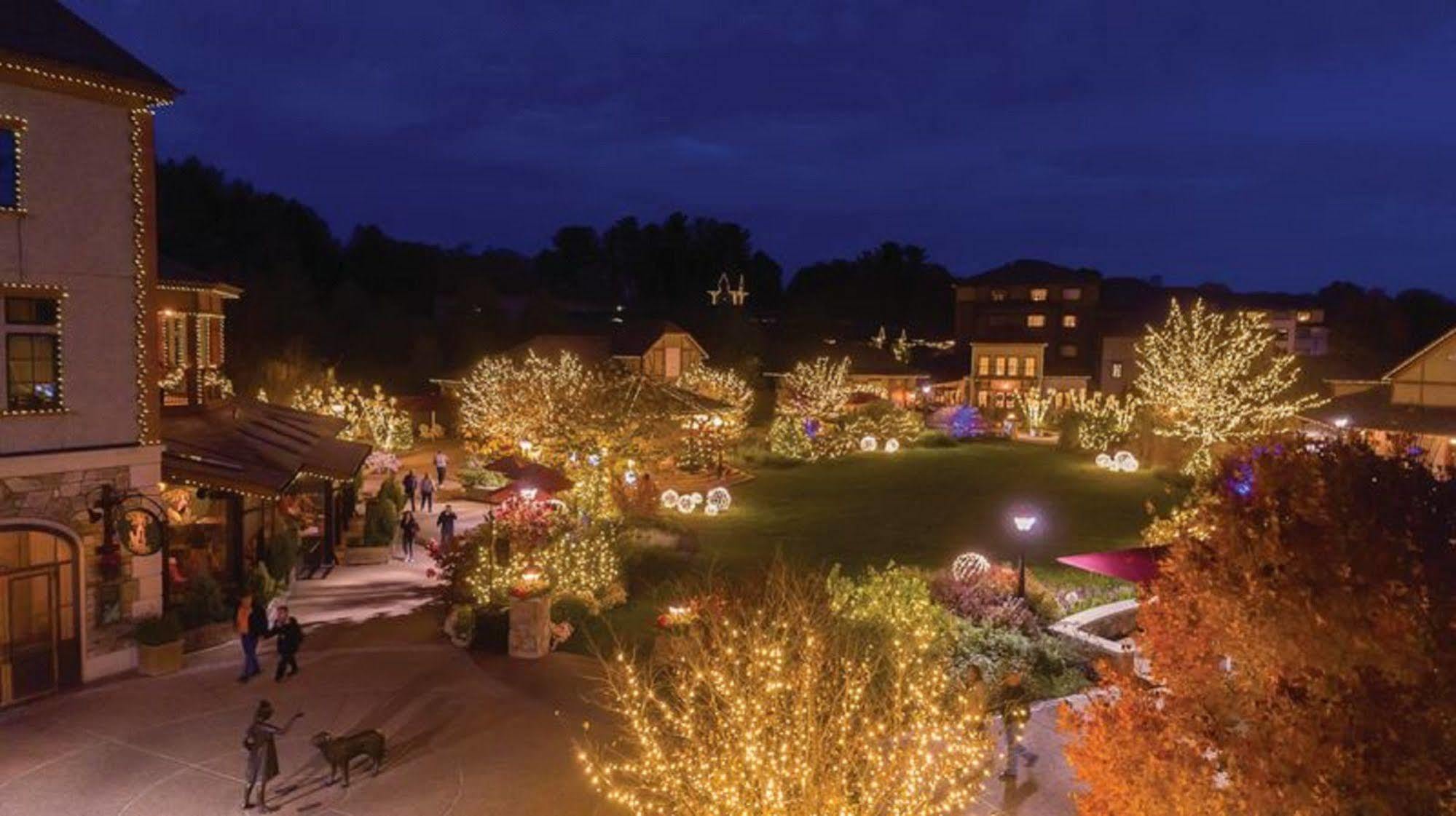 Village Hotel On Biltmore Estate แอชวิลล์ ภายนอก รูปภาพ